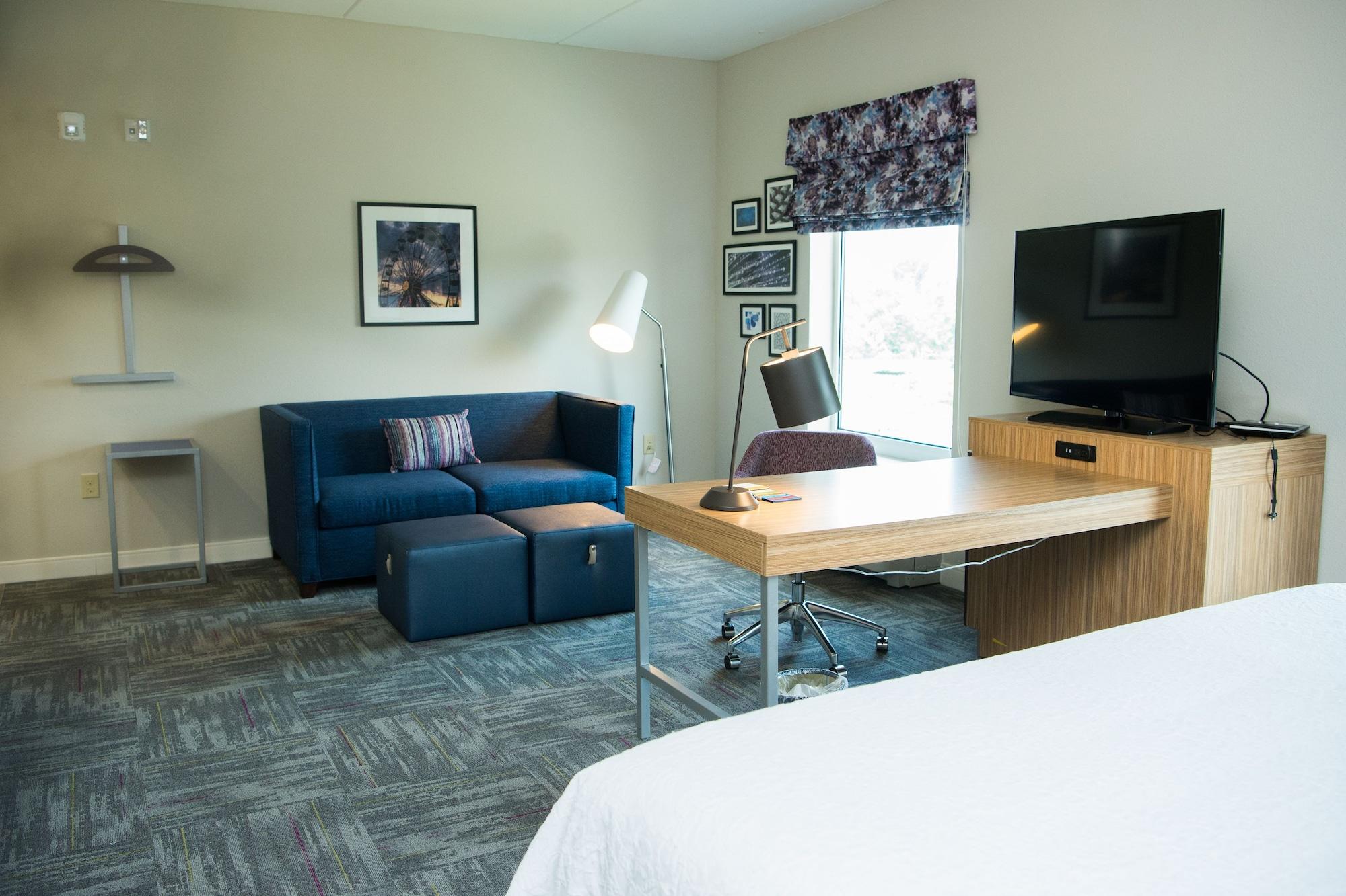 Hampton Inn & Suites Warrington Horsham Exteriör bild