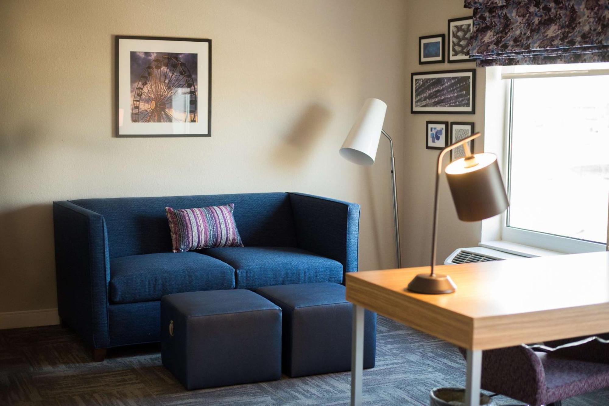 Hampton Inn & Suites Warrington Horsham Exteriör bild