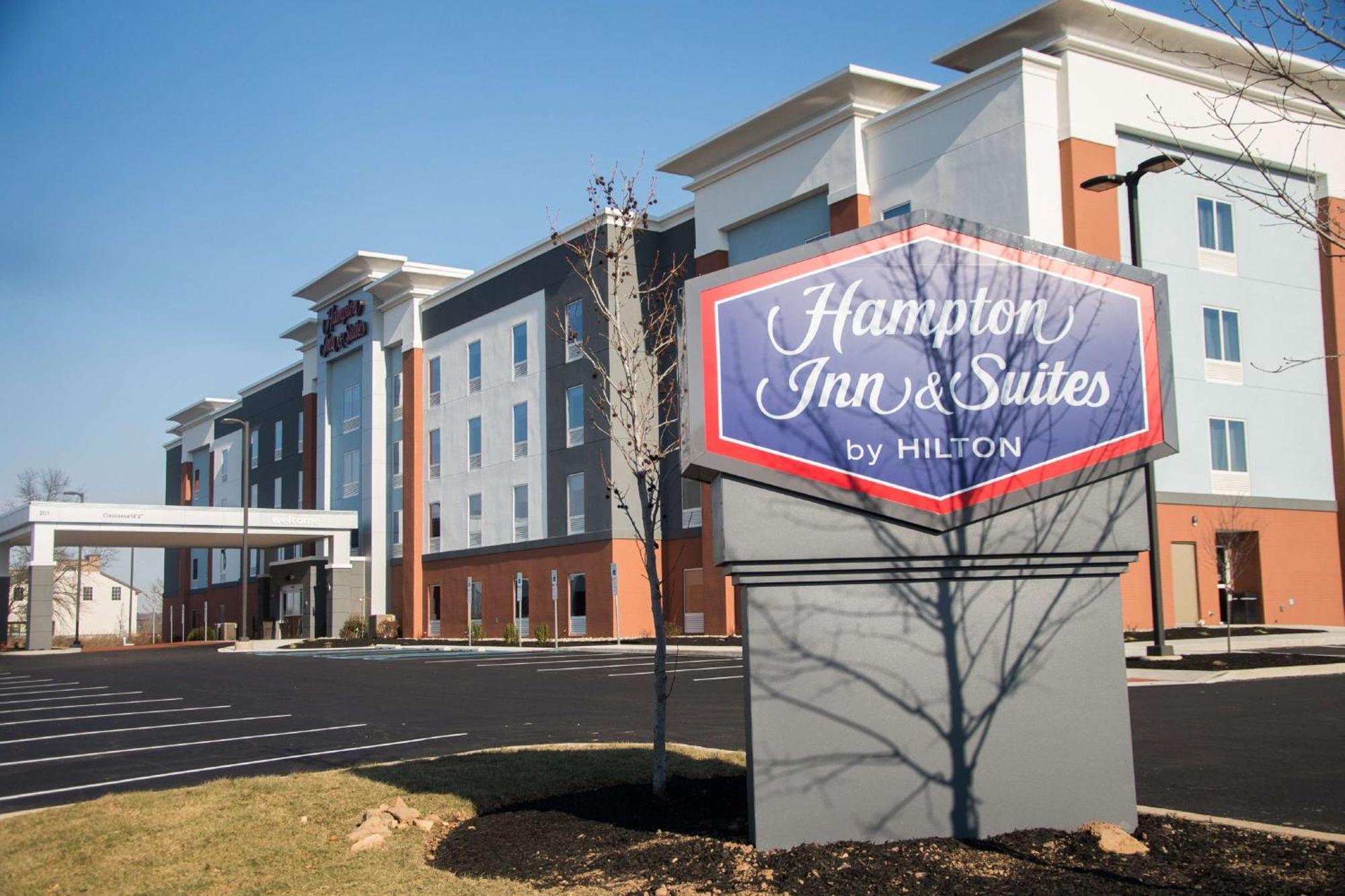 Hampton Inn & Suites Warrington Horsham Exteriör bild